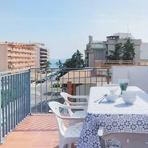 Aquarium 42 Big Terrace 50 M2 Roses